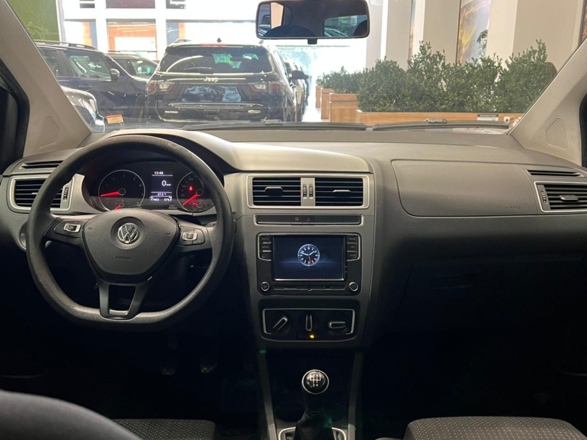 volkswagen fox 1.6 msi total flex connect 4p man 18/19 seminovo