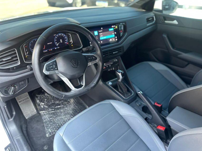 volkswagen nivus 1.0 200 tsi total flex highline automatico 1.8 5p 2024