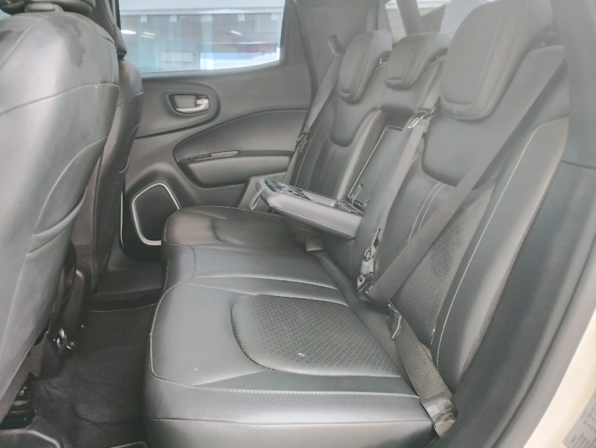 fiat toro 1.3 turbo 270 flex volcano at6 24/25 seminovo