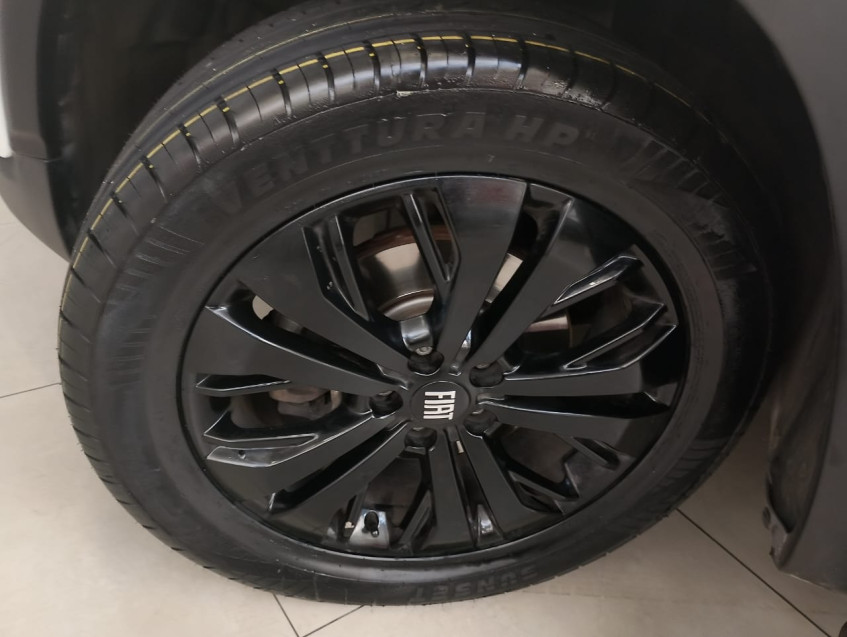 fiat toro 1.3 turbo 270 flex volcano at6 24/25 seminovo