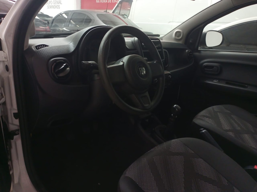 fiat mobi 1.0 evo flex like man 23/24 seminovo