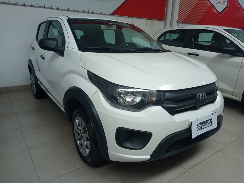 fiat mobi 1.0 evo flex like man 23/24 seminovo