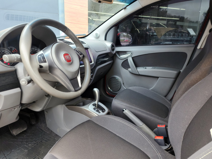 grand siena 1.6 mpi essence 16v flex 4p at 14/15 seminovo