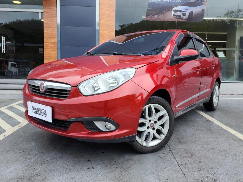 grand siena 1.6 mpi essence 16v flex 4p at 14/15 seminovo
