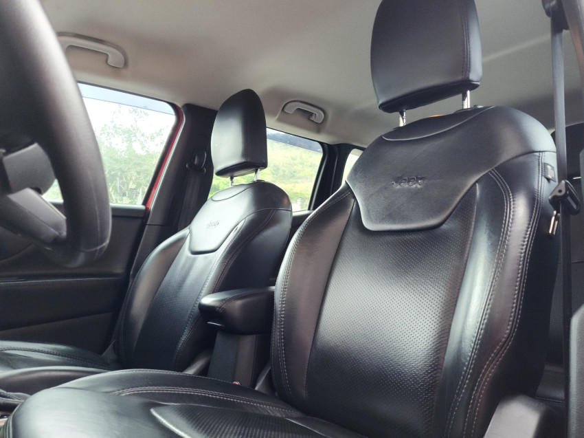 jeep renegade 1.8 16v flex sport 4p at 18/18 seminovo