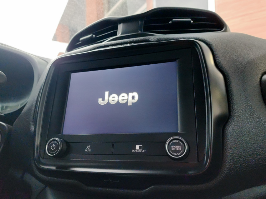 jeep renegade 1.3 t270 turbo flex sport at6 23/24 seminovo