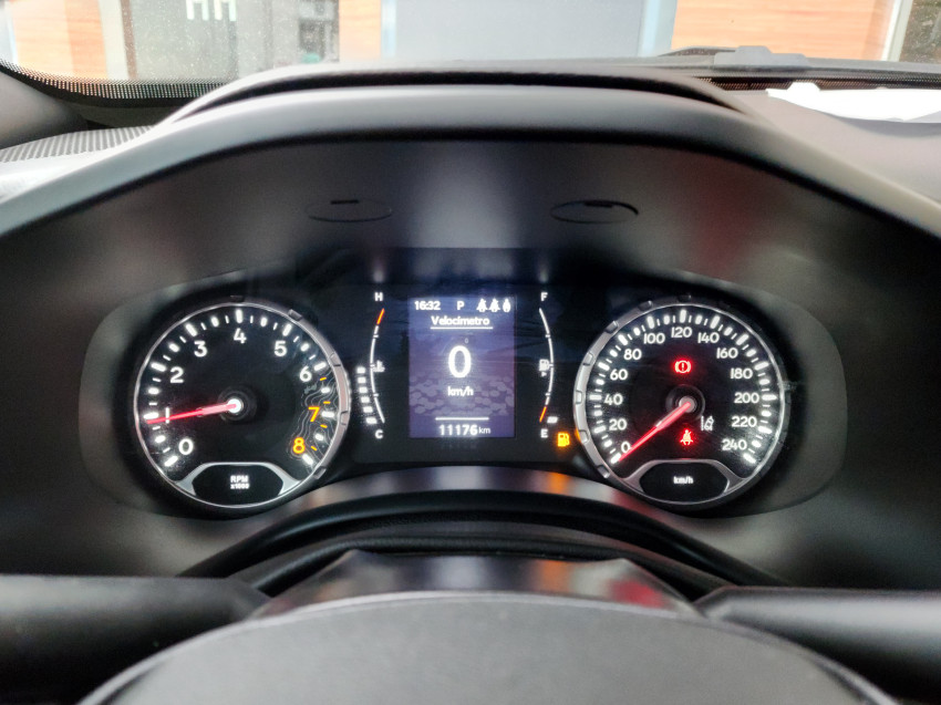 jeep renegade 1.3 t270 turbo flex sport at6 23/24 seminovo
