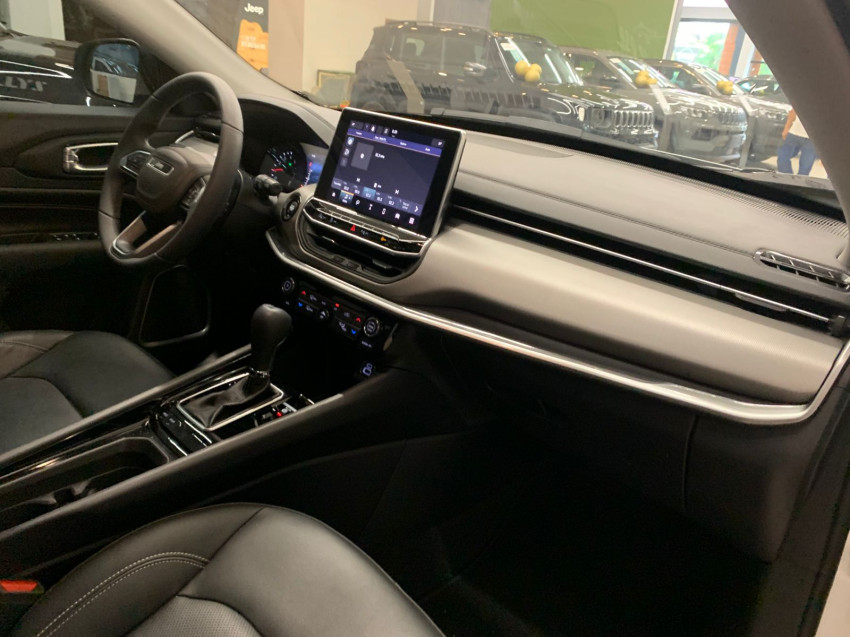 jeep compass 1.3 t270 turbo flex longitude at6 23/23 seminovo