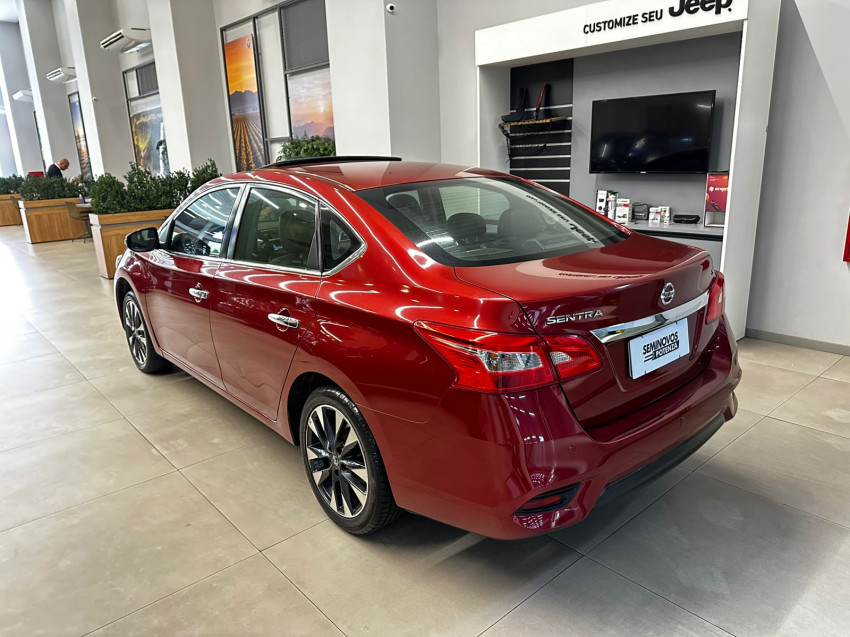 nissan sentra 2.0 sl 16v flex 4p at 16/17 seminovo