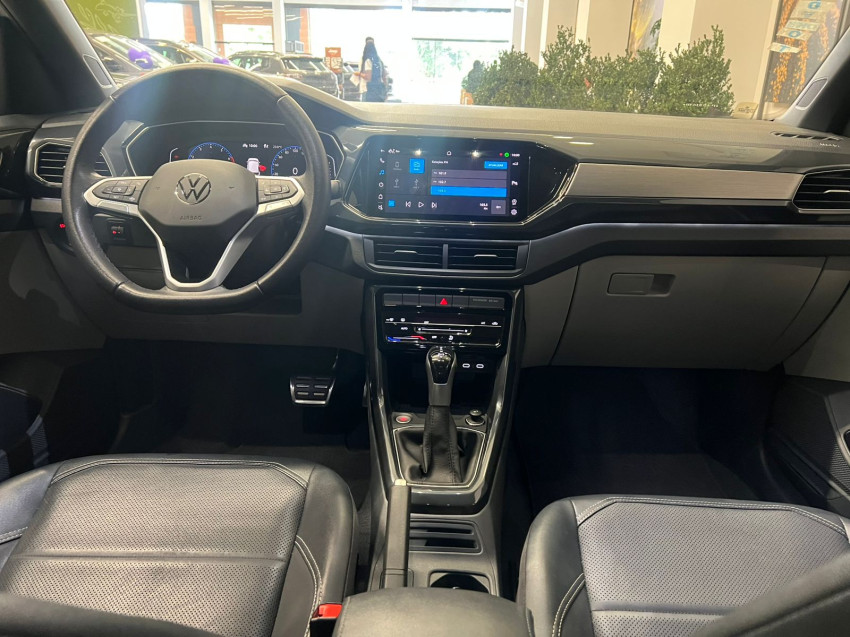 volkswagen t-cross 1.4 250 tsi total flex highline at 22/23 seminovo