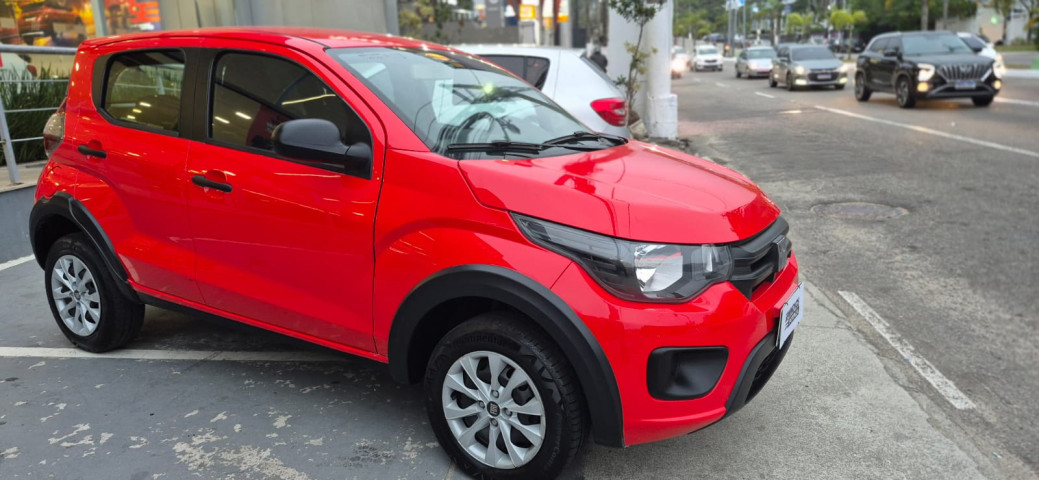 fiat mobi 1.0 evo flex like man 23/23 seminovo fiat mobi 1.0 evo flex like man 23/23 seminovo