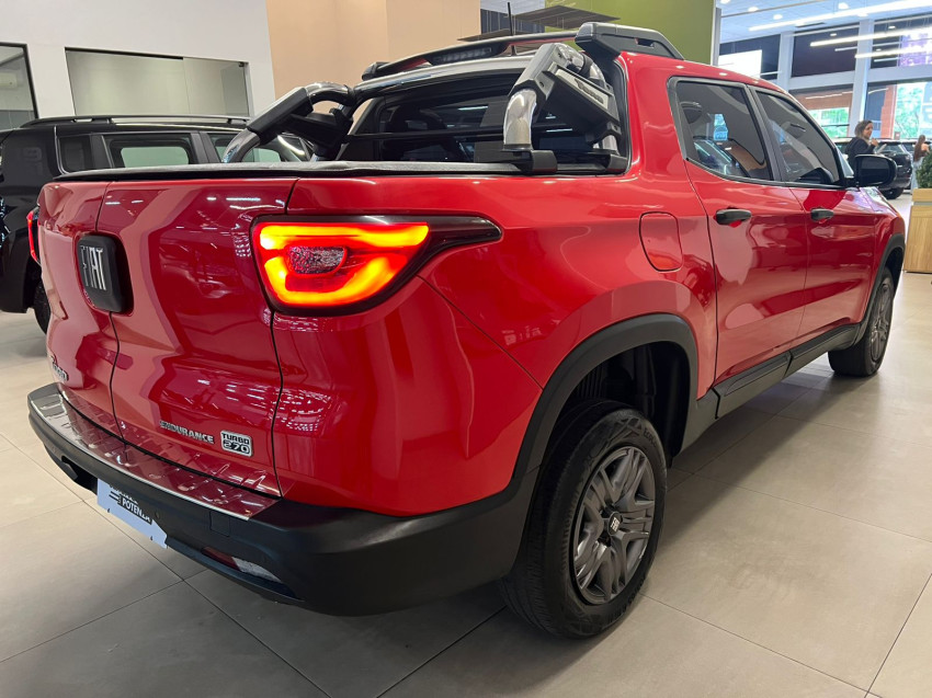 fiat toro 1.3 turbo 270 flex endurance at6 22/23 seminovo3