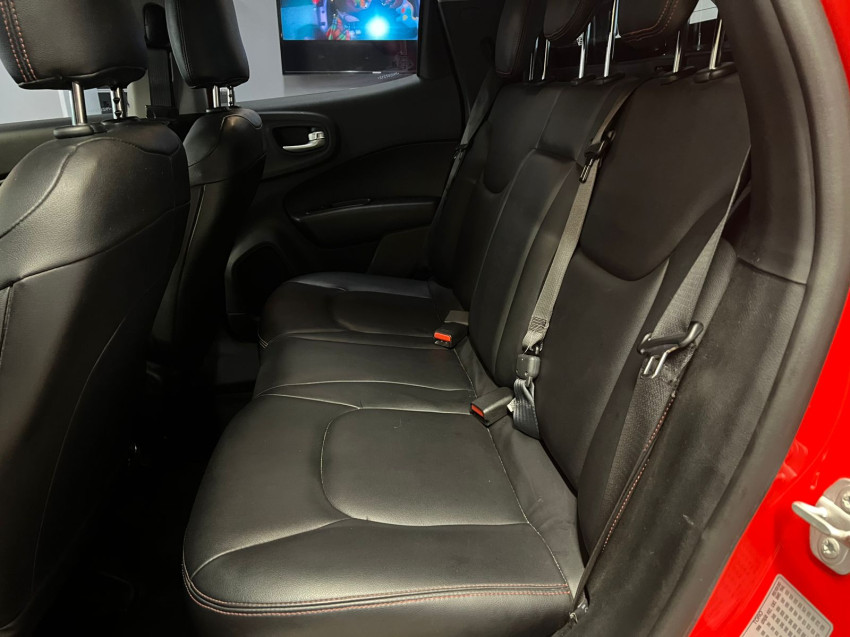 fiat toro 1.3 turbo 270 flex endurance at6 22/23 seminovo11