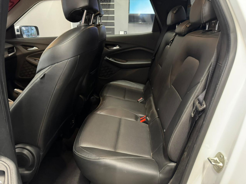 chevrolet montana 1.2 turbo flex premier at 23/24 seminovo11