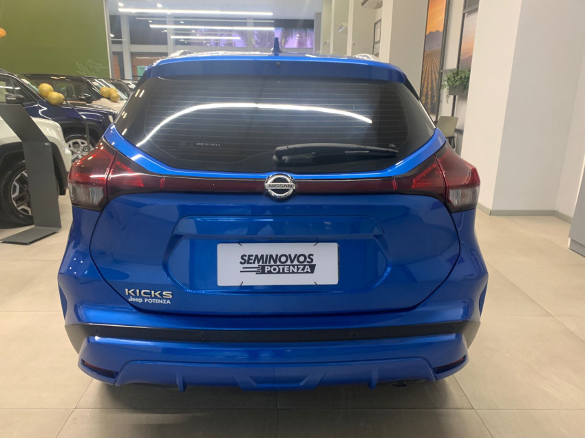 nissan kicks 1.6 16v flexstart exclusive xtronic 21/22 seminovo4