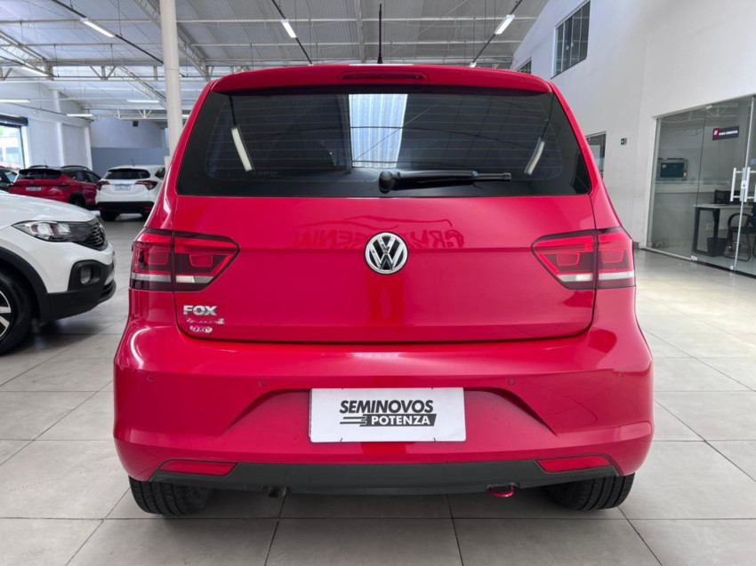 volkswagen fox 1.6 msi total flex connect 4p manual 1.8 20204