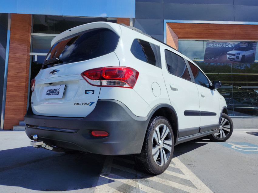 chevrolet spin 1.8 activ 8v flex 4p at 22/23 seminovo4