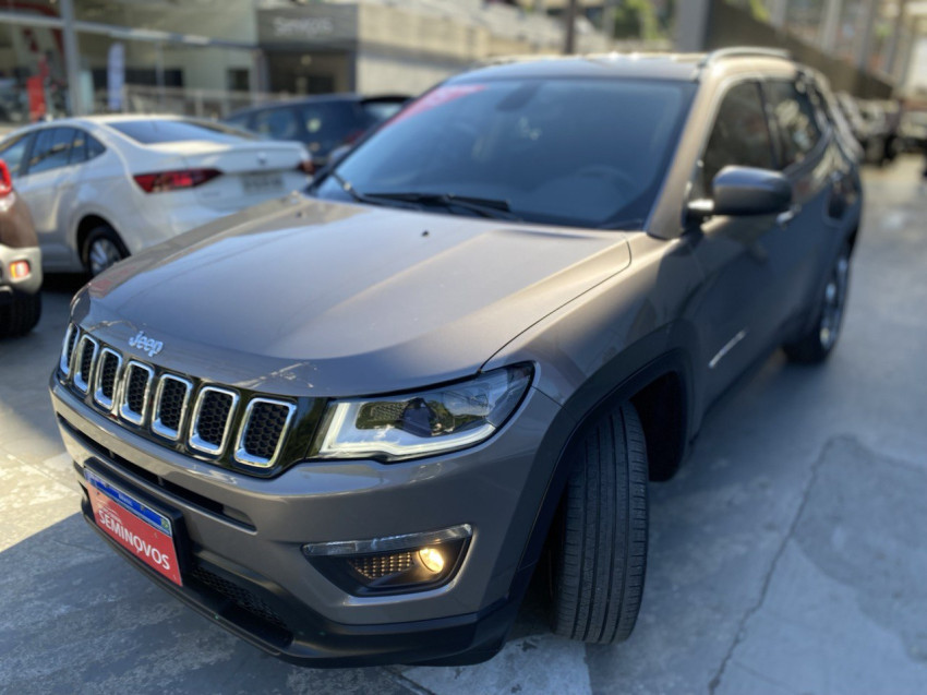 jeep compass 2.0 16v flex longitude at 18/19 seminovo2