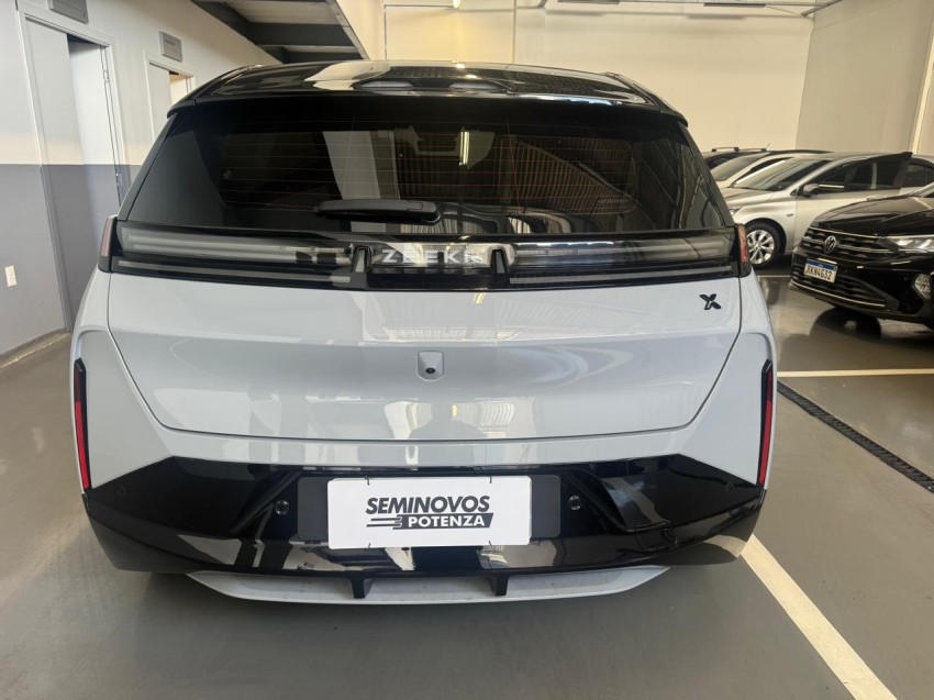 zeekr x 66 kw eletrico flagship awd 24/25 seminovo4