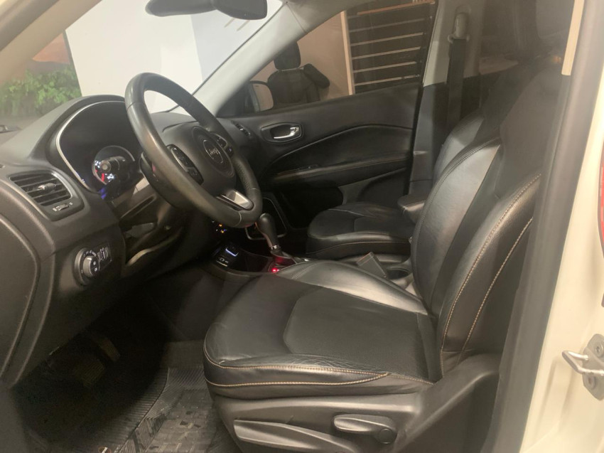 jeep compass 2.0 16v flex longitude automatico 4p 20176