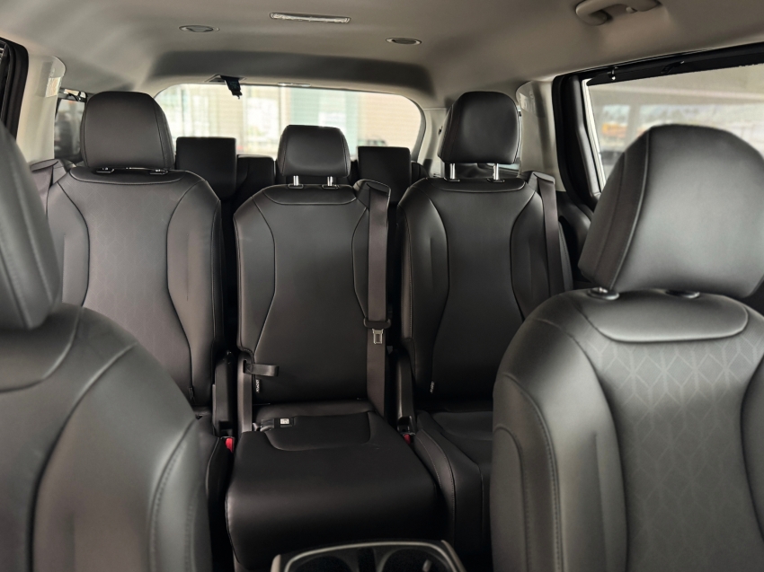 kia carnival 3.5 v6 gasolina ex at 24/25 0km11