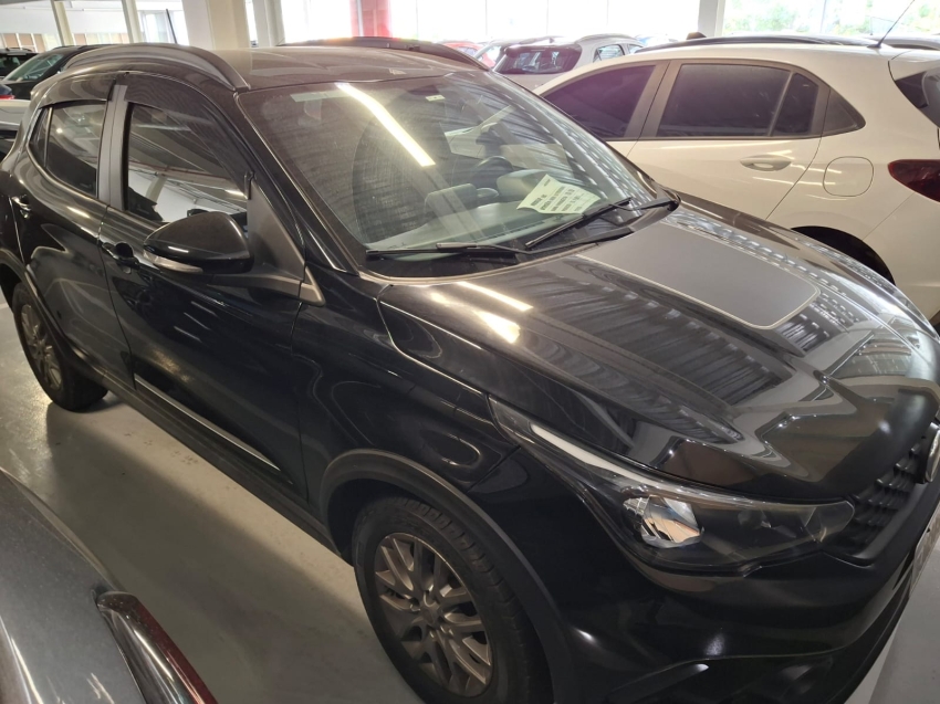 fiat argo 1.8 e.torq flex trekking at6 4p automatico 2020