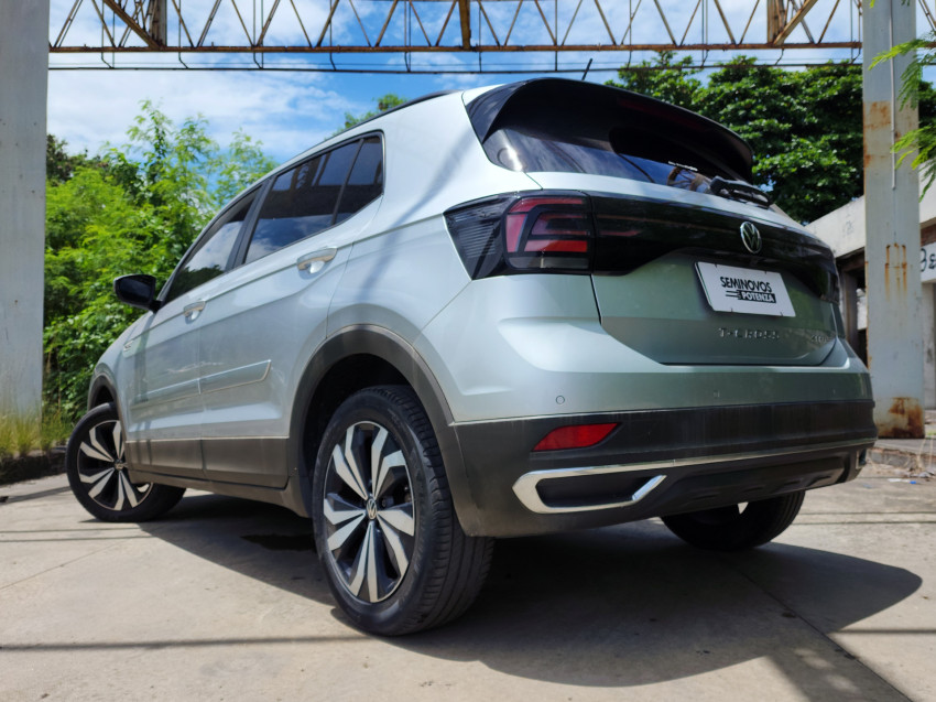 volkswagen t-cross 1.0 200 tsi total flex comfortline at 21/22 seminovo4