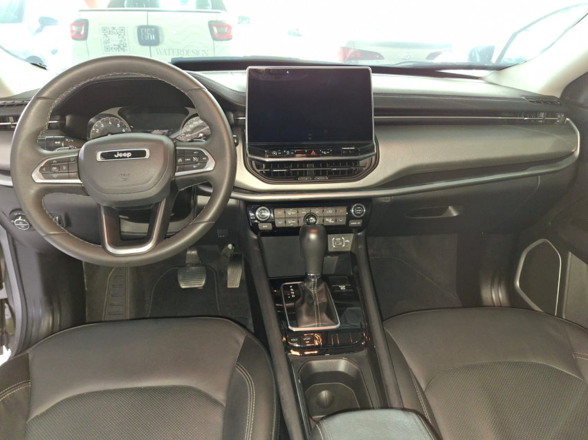 jeep compass 1.3 t270 turbo flex longitude at6 22/22 seminovo5