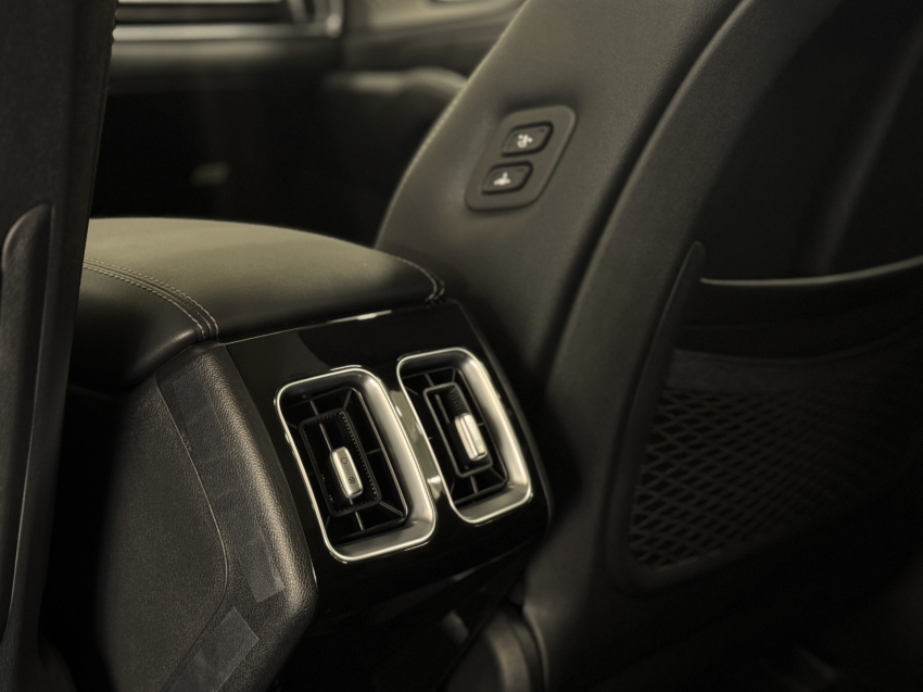 kia sorento 2.2 turbo diesel ex awd dct 25/26 0km12