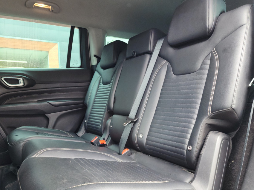 jeep commander 1.3 t270 turbo flex longitude at6 24/25 seminovo15