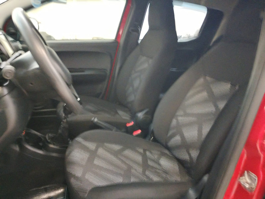 fiat mobi 1.0 evo flex way man 17/18 seminovo5