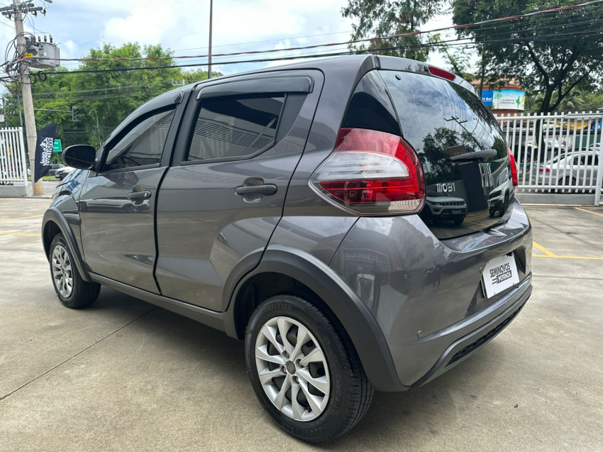 fiat mobi 1.0 evo flex like man 22/23 seminovo5