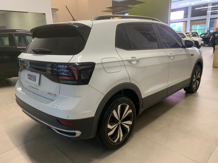 volkswagen t-cross 1.0 200 tsi total flex at 23/23 seminovo3