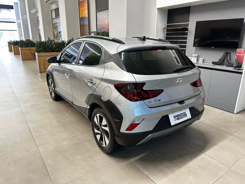 hyundai hb20x 1.6 16v flex diamond at 20/21 seminovo5