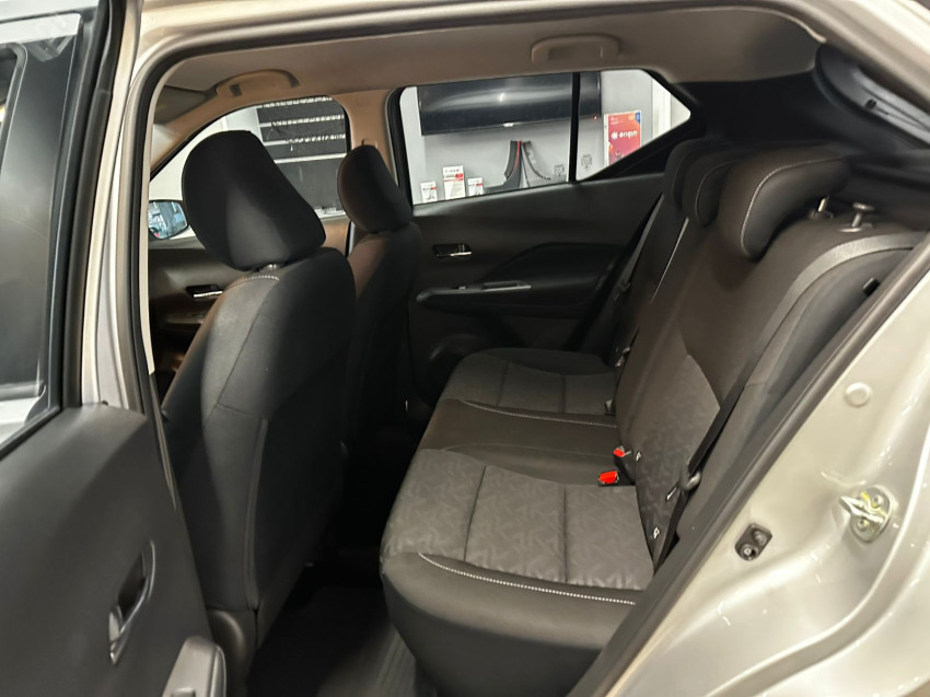 nissan kicks 1.6 16v flexstart sense xtronic 23/24 seminovo10
