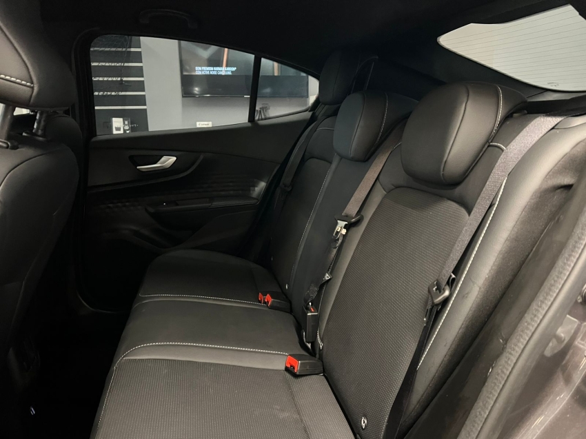 fiat fastback 1.0 turbo 200 hybrid impetus cvt 25/26 seminovo11