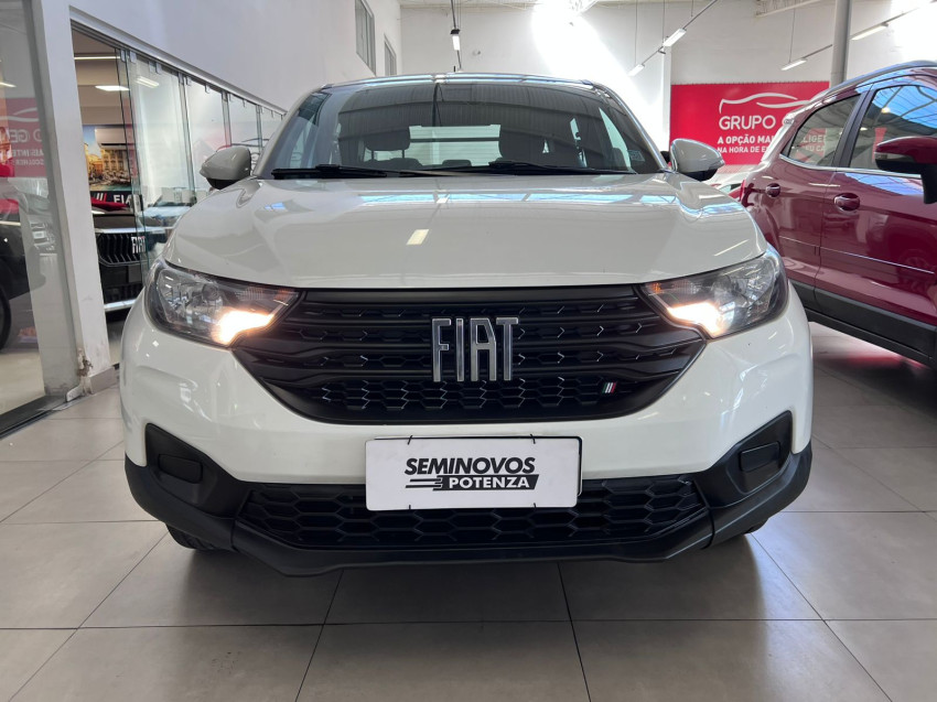 fiat strada 1.3 firefly flex freedom cd man 24/25 seminovo1