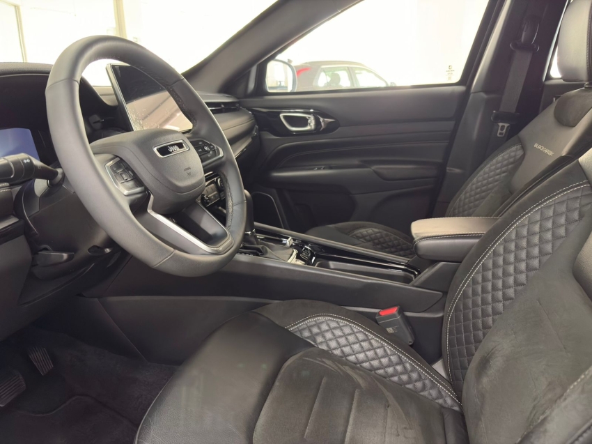 jeep compass 2.0 hurricane 4 turbo gasolina blackhawk at9 flex 4p automatico 20258