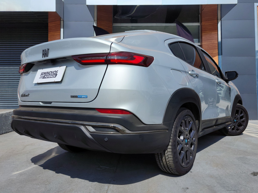 fiat fastback 1.0 turbo 200 hybrid impetus cvt 25/26 seminovo4