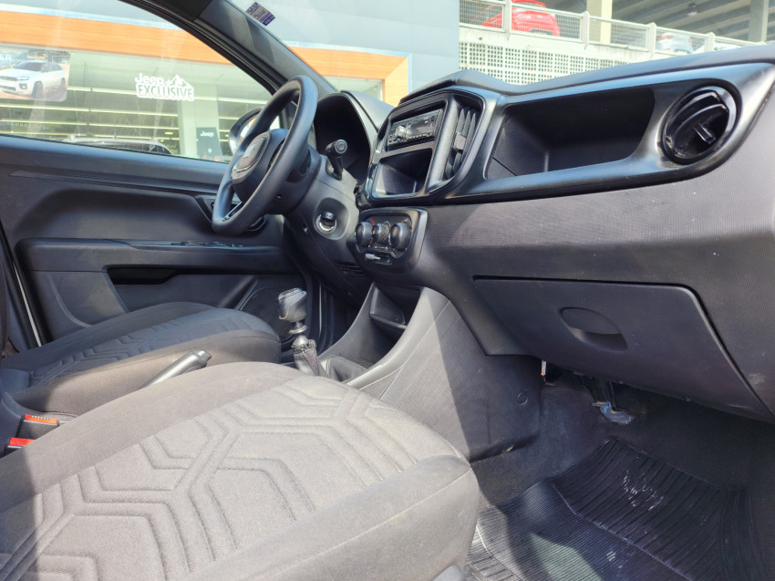 fiat strada 1.3 firefly flex freedom cd man 24/25 seminovo13