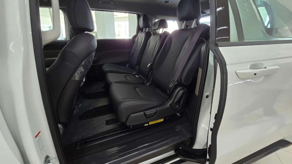 kia carnival 3.5 v6 gasolina ex automatico 24/25 0km5