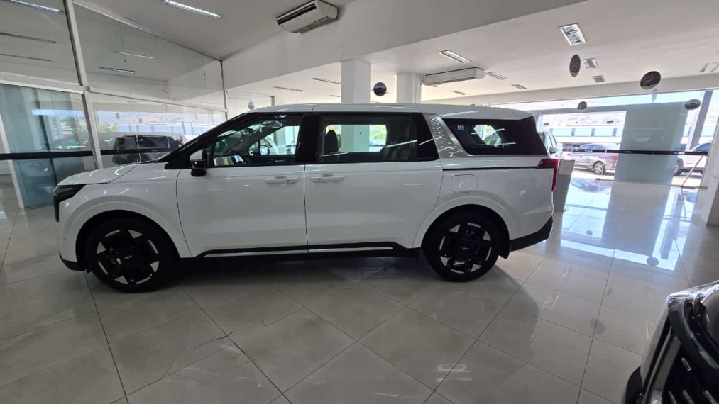 kia carnival 3.5 v6 gasolina ex automatico 24/25 0km2
