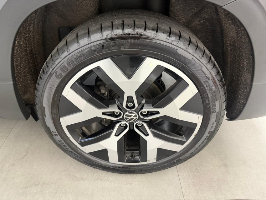 volkswagen taos 1.4 250 tsi total flex highline at 25/25 seminovo9