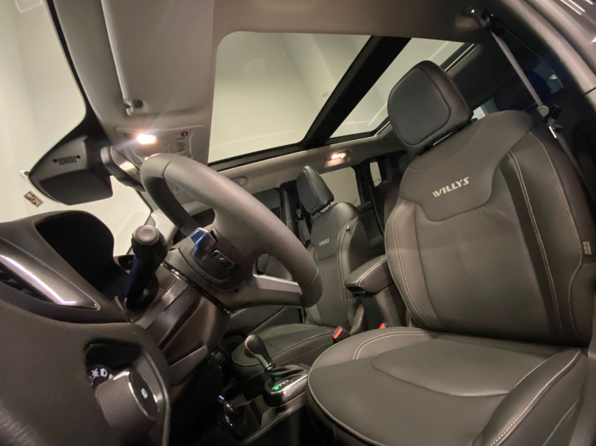 jeep renegade 1.3 t270 turbo flex willys 4x4 at9 24/25 seminovo9