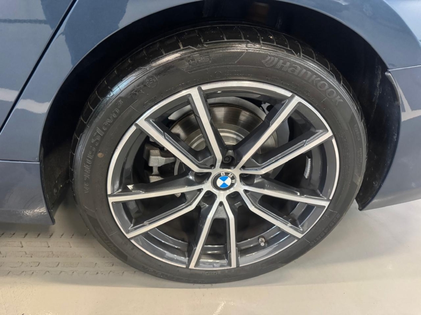 bmw 320i 2.0 16v turbo flex sport gp at 25/26 seminovo9