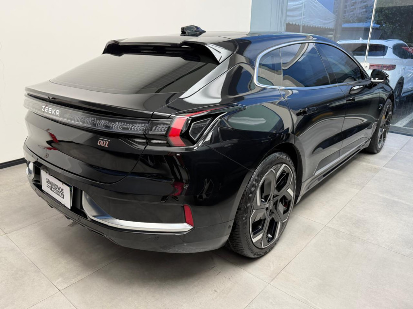 zeekr 001 100 kw eletrico premium awd 24/25 seminovo3