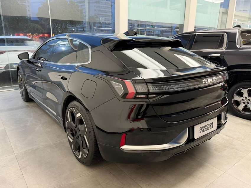 zeekr 001 100 kw eletrico premium awd 24/25 seminovo5