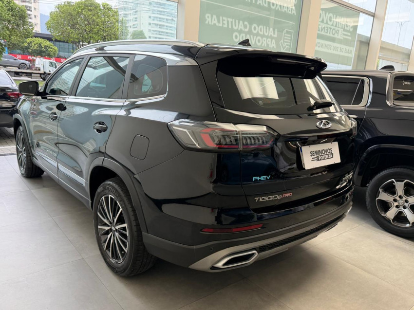 caoa chery tiggo 8 pro 1.5 tci plug-in hybrid dht 24/25 seminovo5