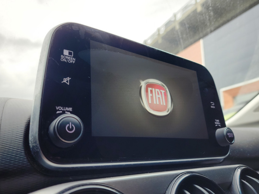 fiat cronos 1.3 firefly flex drive man 18/19 seminovo11