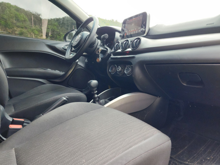 fiat cronos 1.3 firefly flex drive man 18/19 seminovo12